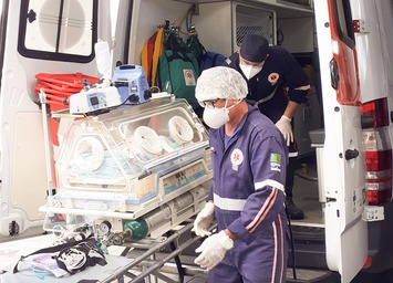 Sesapi envia bebê de três meses de vida para cirurgia cardíaca em Recife