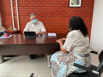 Após vencer a Covid-19, secretário Florentino Neto volta ao expediente presencial na Sesapi