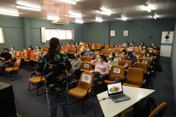 Técnicos da Sesapi e municípios recebem capacitação sobre a Febre Amarela