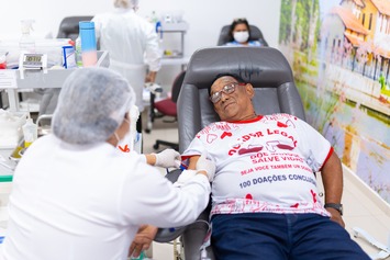 Hemopi comemora Dia do Doador com festa