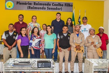 Vigilância Sanitária orienta trabalhadores sobre melhorias na produção de rapadura