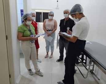 Vigilância Sanitária do Estado inspeciona serviços de saúde em Parnaíba