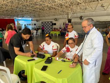 Outubro Roxo: Sesapi realiza ação para promover cuidados e autonomia da terceira idade