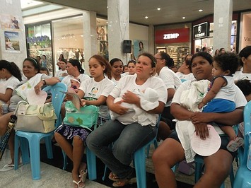 Mães comemoram Dia Mundial de Doação de Leite Humano