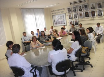 Comissão de Avaliação do MEC visita Hospital Getúlio Vargas