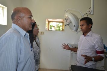 Francisco Costa visita Hospital de Inhuma