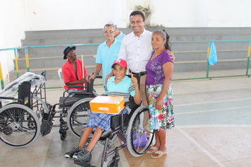 Saúde entrega cerca de 300 peças ortopédicas em São João do Piauí