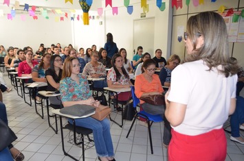 Saúde capacita profissionais sobre infecção hospitalar