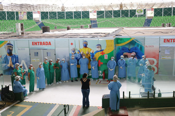 Hospital de Campanha Estadual realiza treinamento com colaboradores